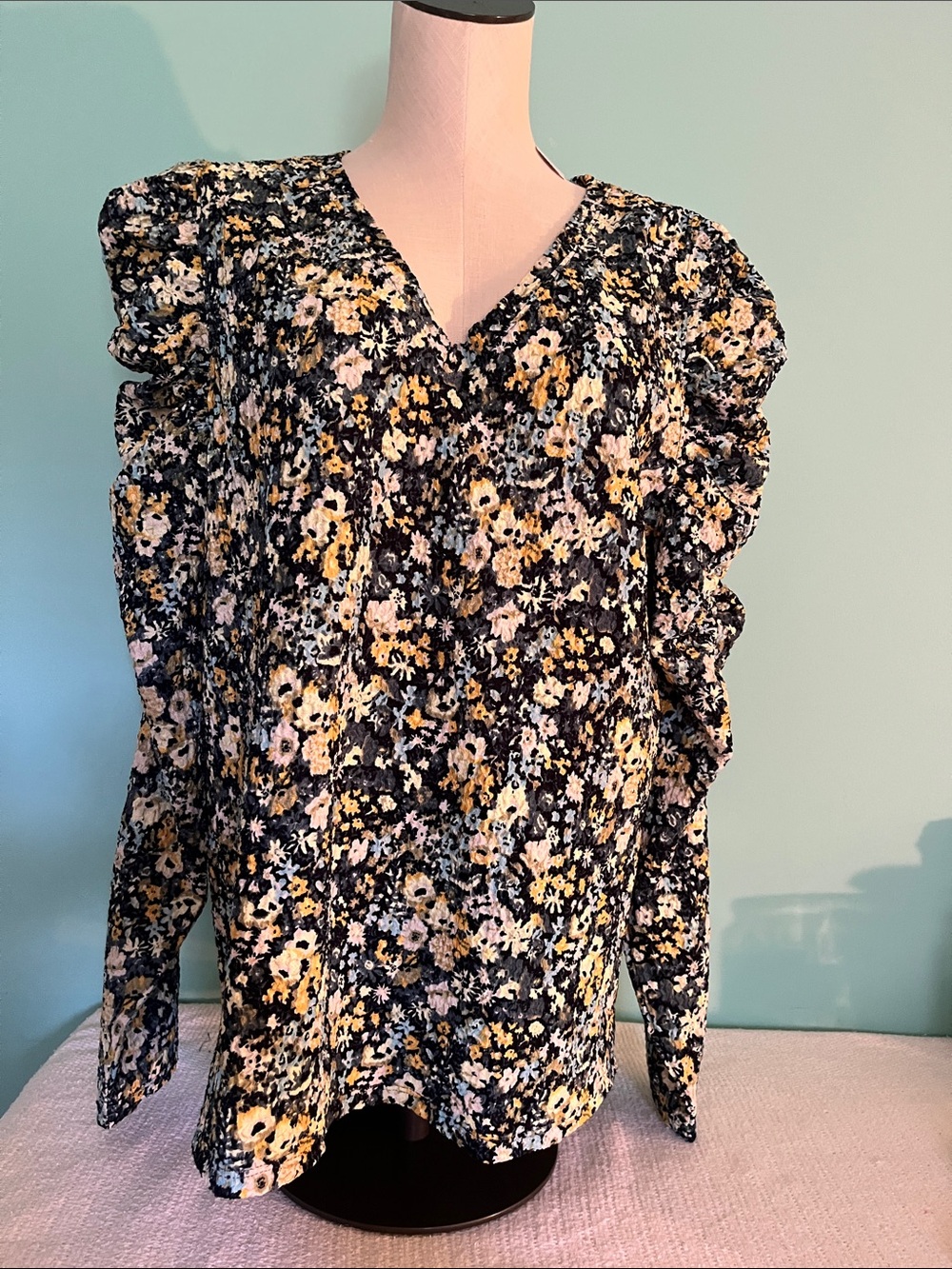 LOFT navy  Floral V-Neck Ruffle Sleeve Blouse